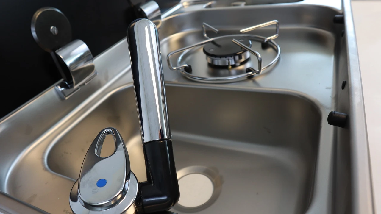 CAN FL1324 - FL1323 Single Hob & Sink Campervan Combi Unit 7 CAN FL1324 - FL1323 Single Hob & Sink Campervan Combi Unit - Image 7