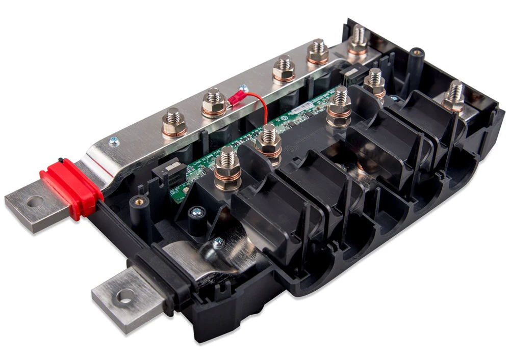 Victron Energy Lynx Distributor 6 Victron Energy Lynx Distributor - Image 6