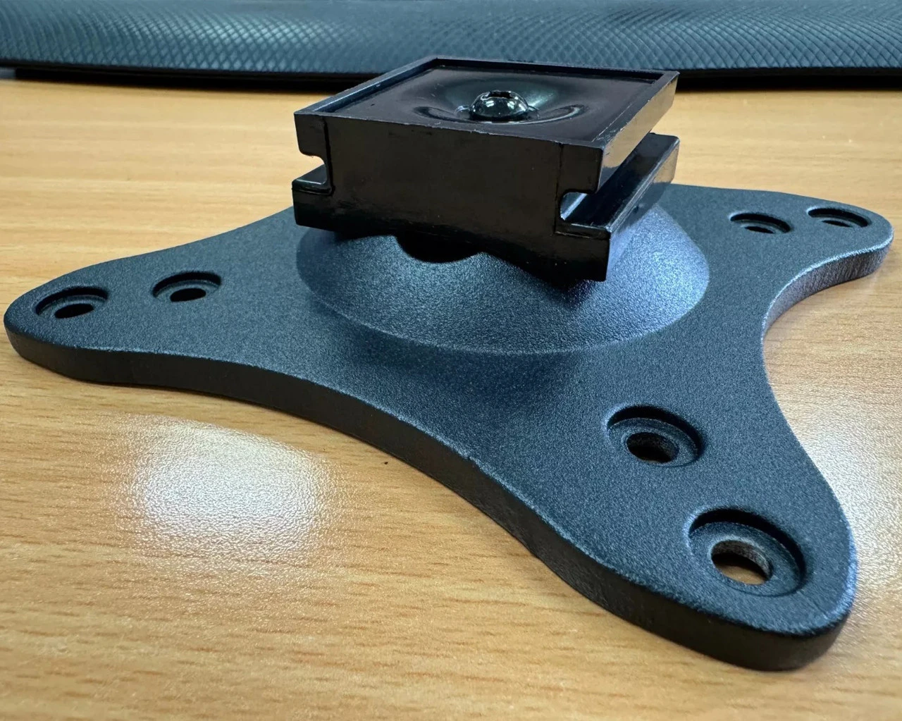 Vision Plus VESA TV Attachment Plate For Heavy Duty TV Bracket 4 Vision Plus VESA TV Attachment Plate For Heavy Duty TV Bracket - Image 4