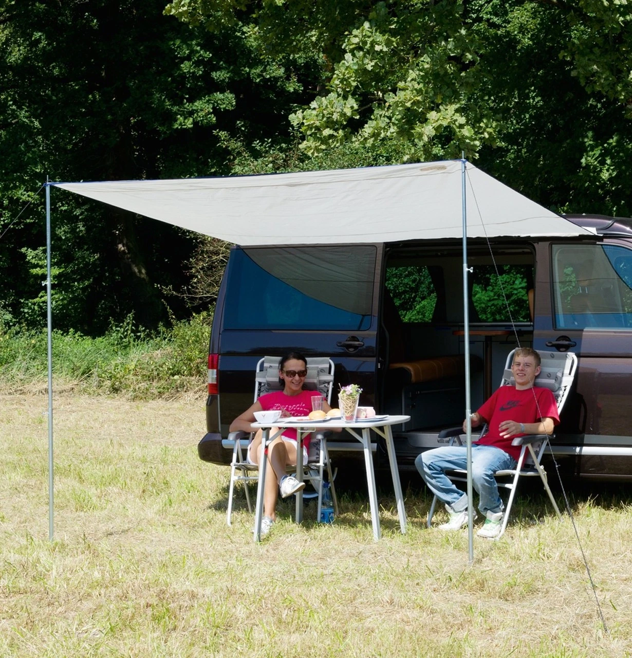 Reimo Charly Sunshade For VWT4 T5 T6 Campervan Short Wheelbase 1 Reimo Charly Sunshade For VWT4 T5 T6 Campervan Short Wheelbase